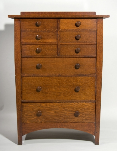 Chest of drawers