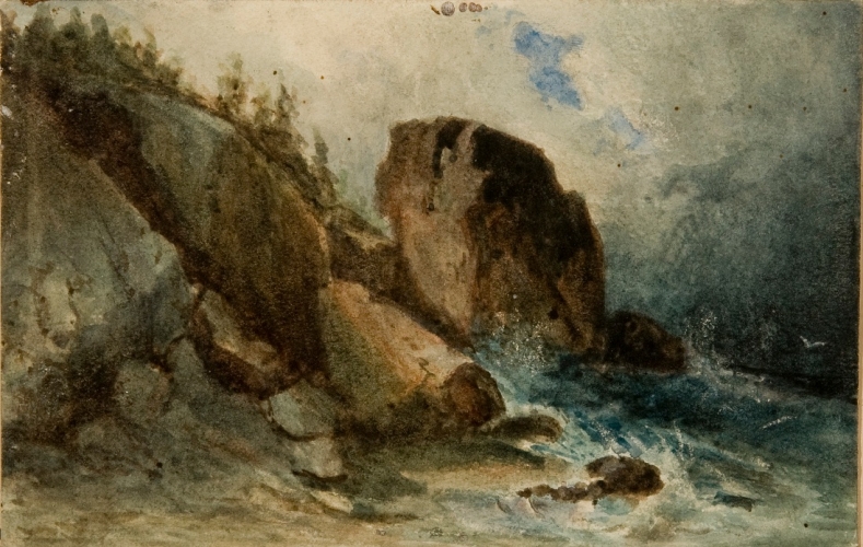 Sea shore with large boulders